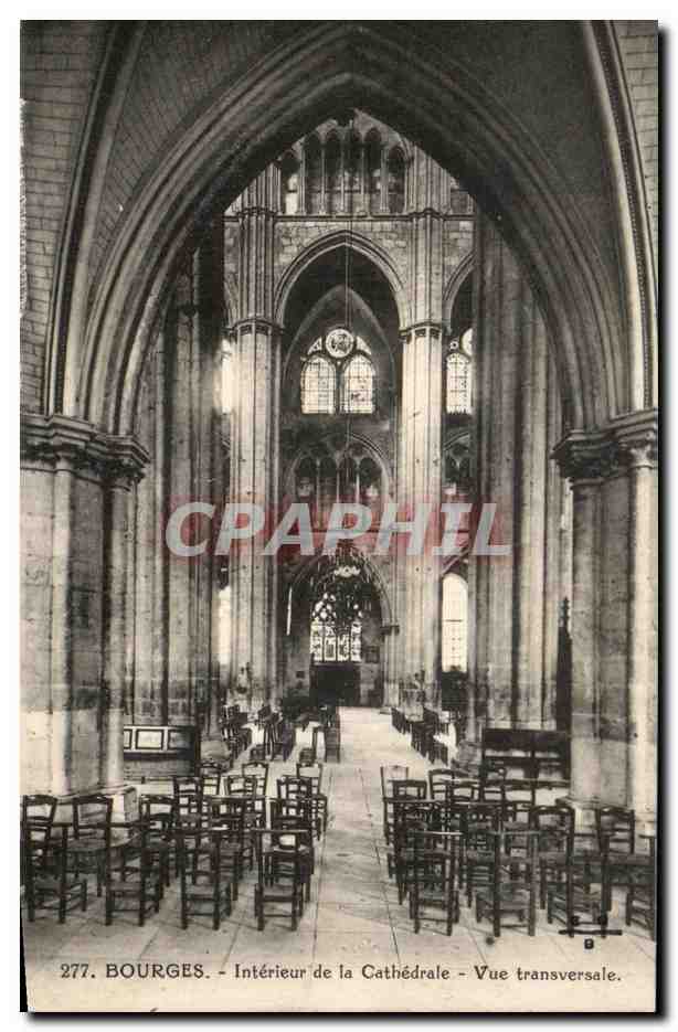 CPA Bourges Interieur de la Cathedrale Vue Transversale