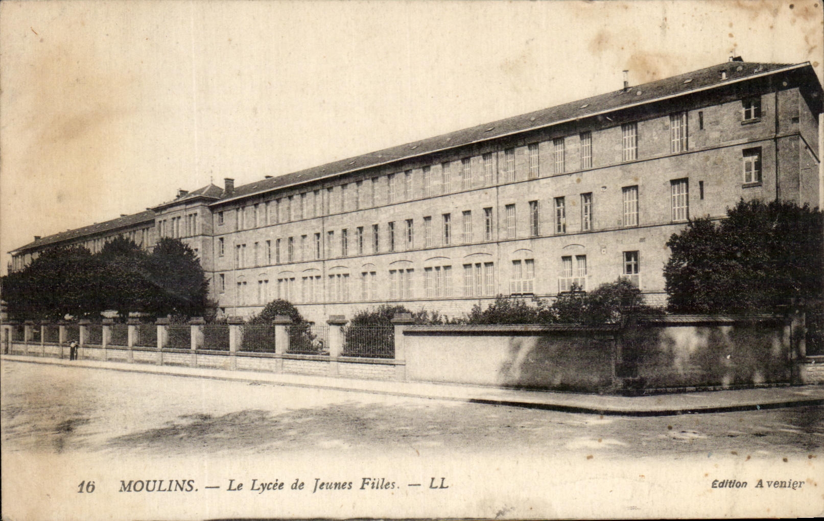 CPA Moulins Le Lycee de Jeunes Filles