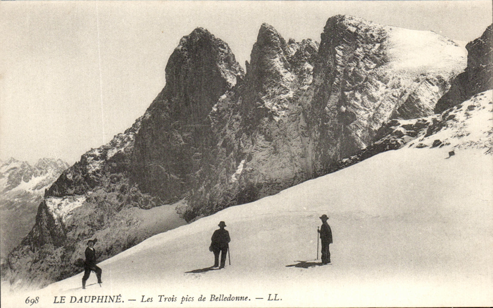 Les Trois pics de Belledonne — Le Dauphiné — LL. — n° 698