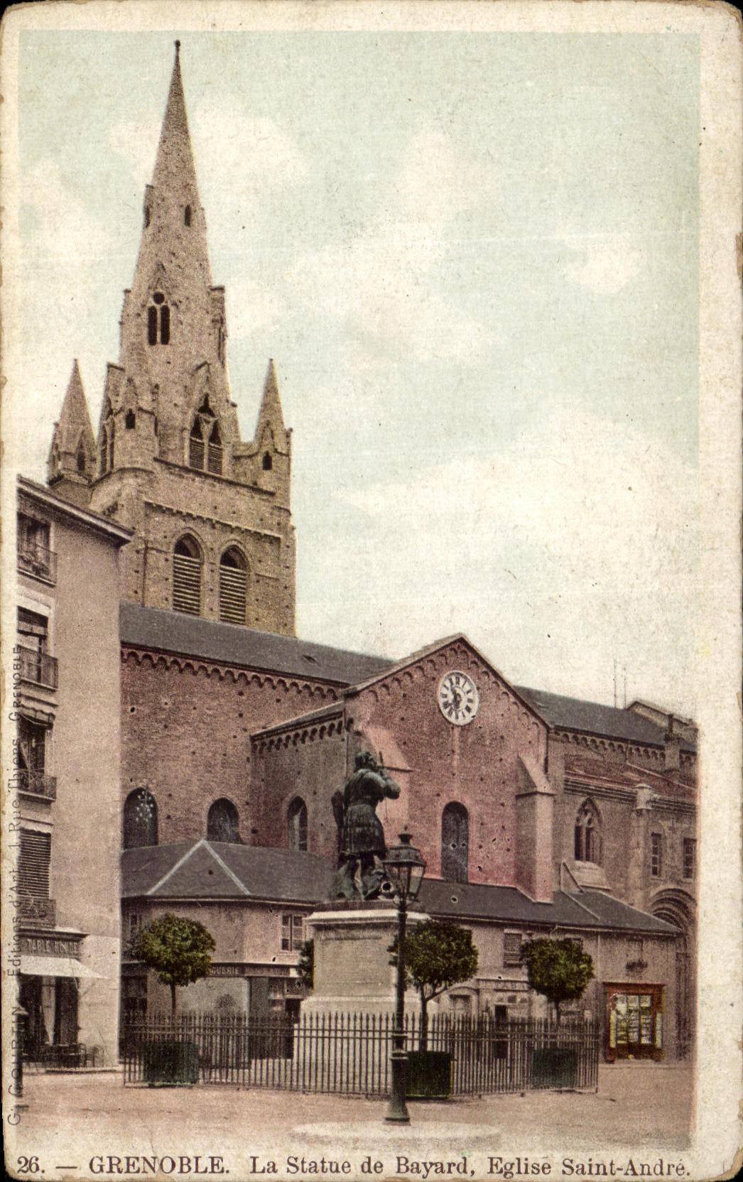 CPA Granoble La Statue De Bayard Eglise Saint Andre