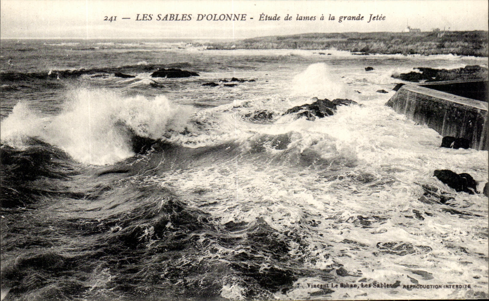 Les Sables d'Olonne — Étude de lames à la grande Jetée — Vincent Le Bahan