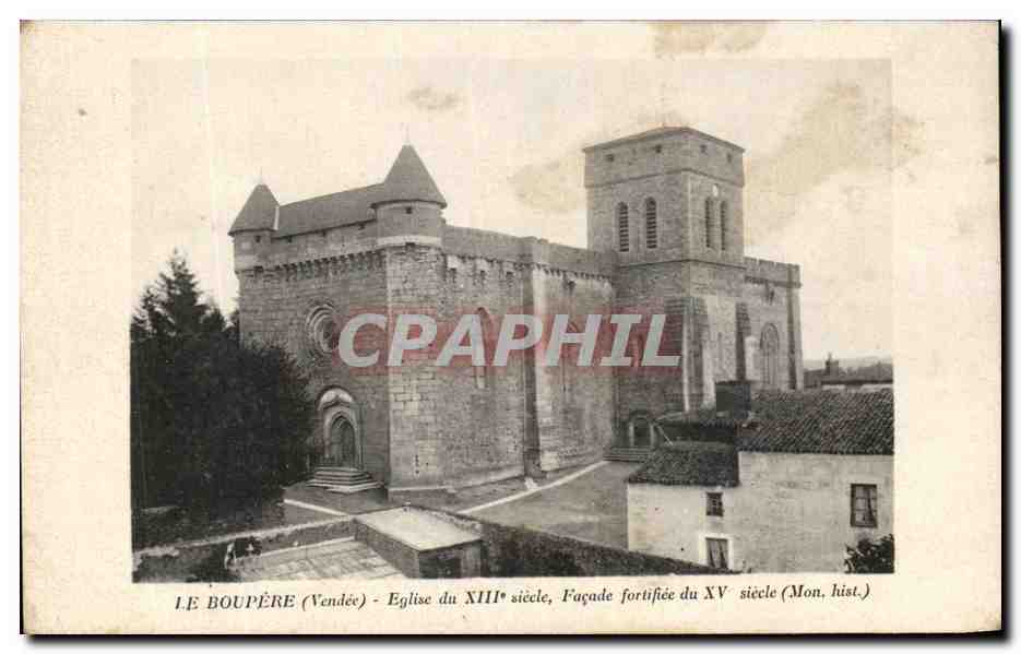 CPA La Boupere Eglise du 13eme fortifiee