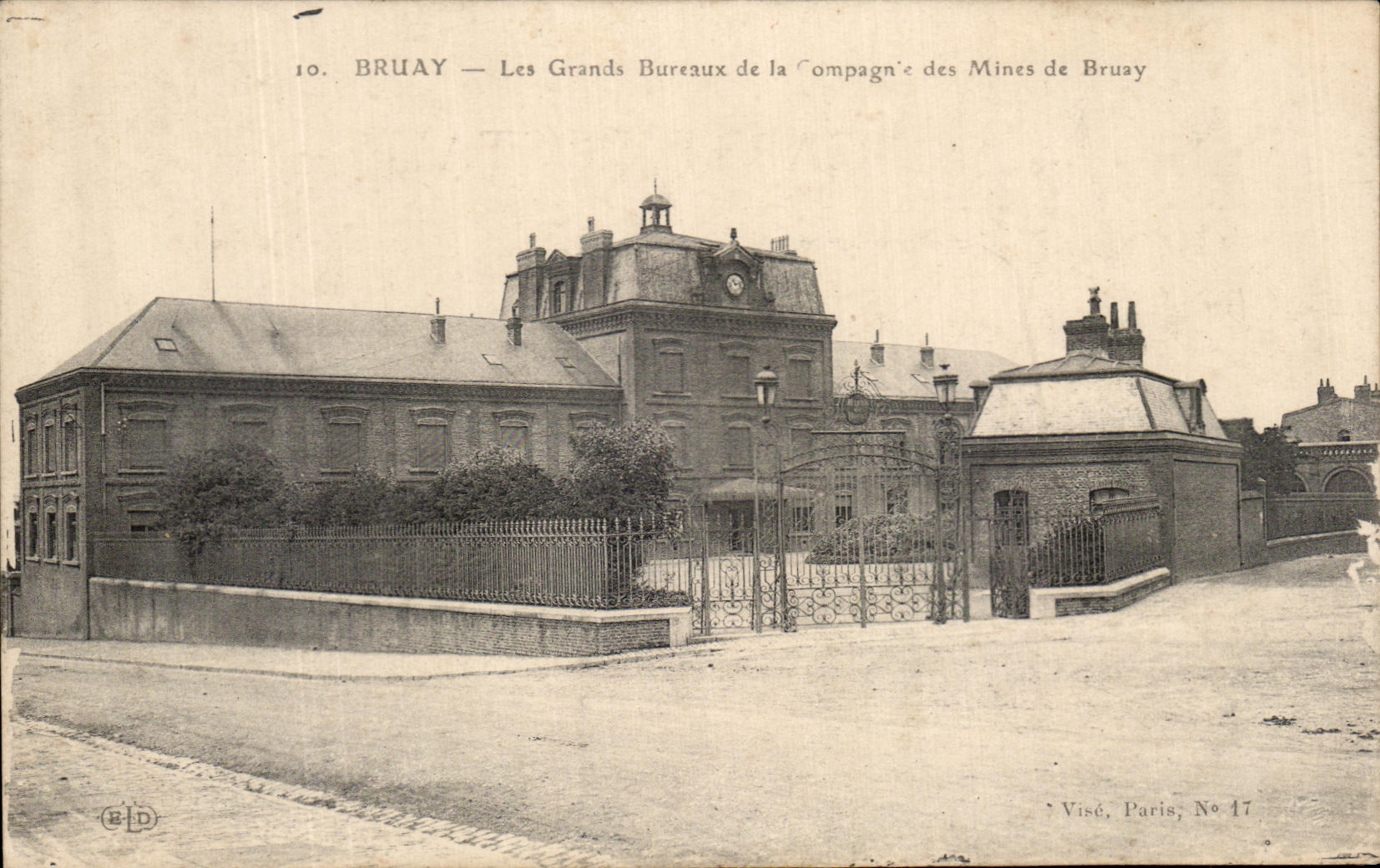 CPA Bruay Les Grands Bureaux de la Compagnie des Mines de Bruay