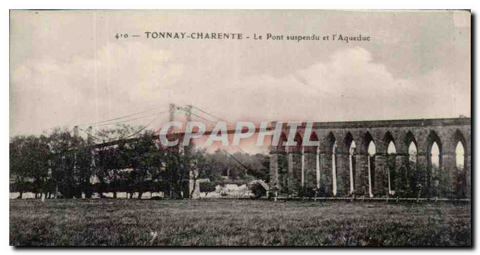 Tonnay-Charente — Le Pont suspendu et l'Aqueduc — éditeur non visible