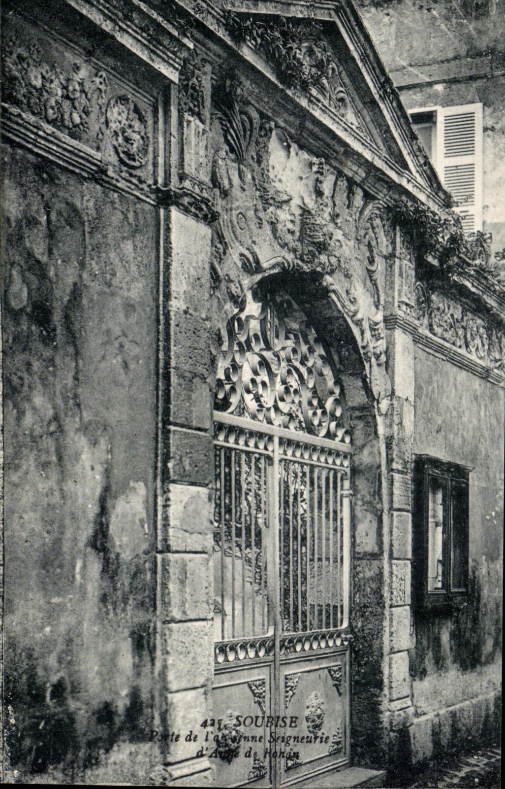 CPA Soubise Porte de l'ancienne seigneurie