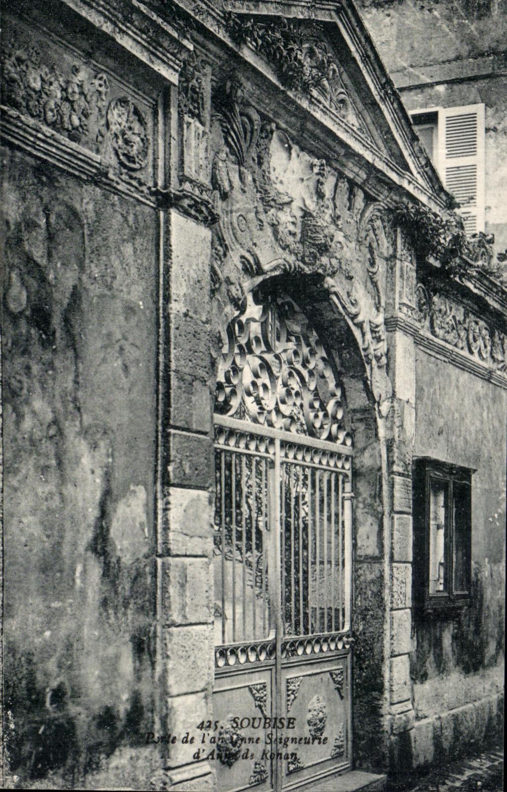 CPA Soubise Porte de l'ancienne Seigneurie d'Anne de Royan