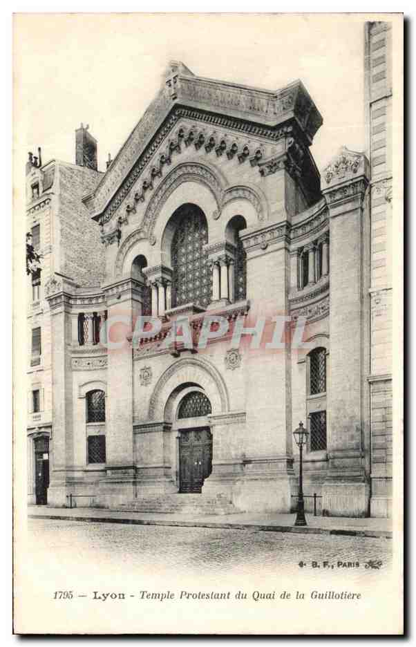 CPA Lyon Temple Protestant du Quai de la Guillotiere