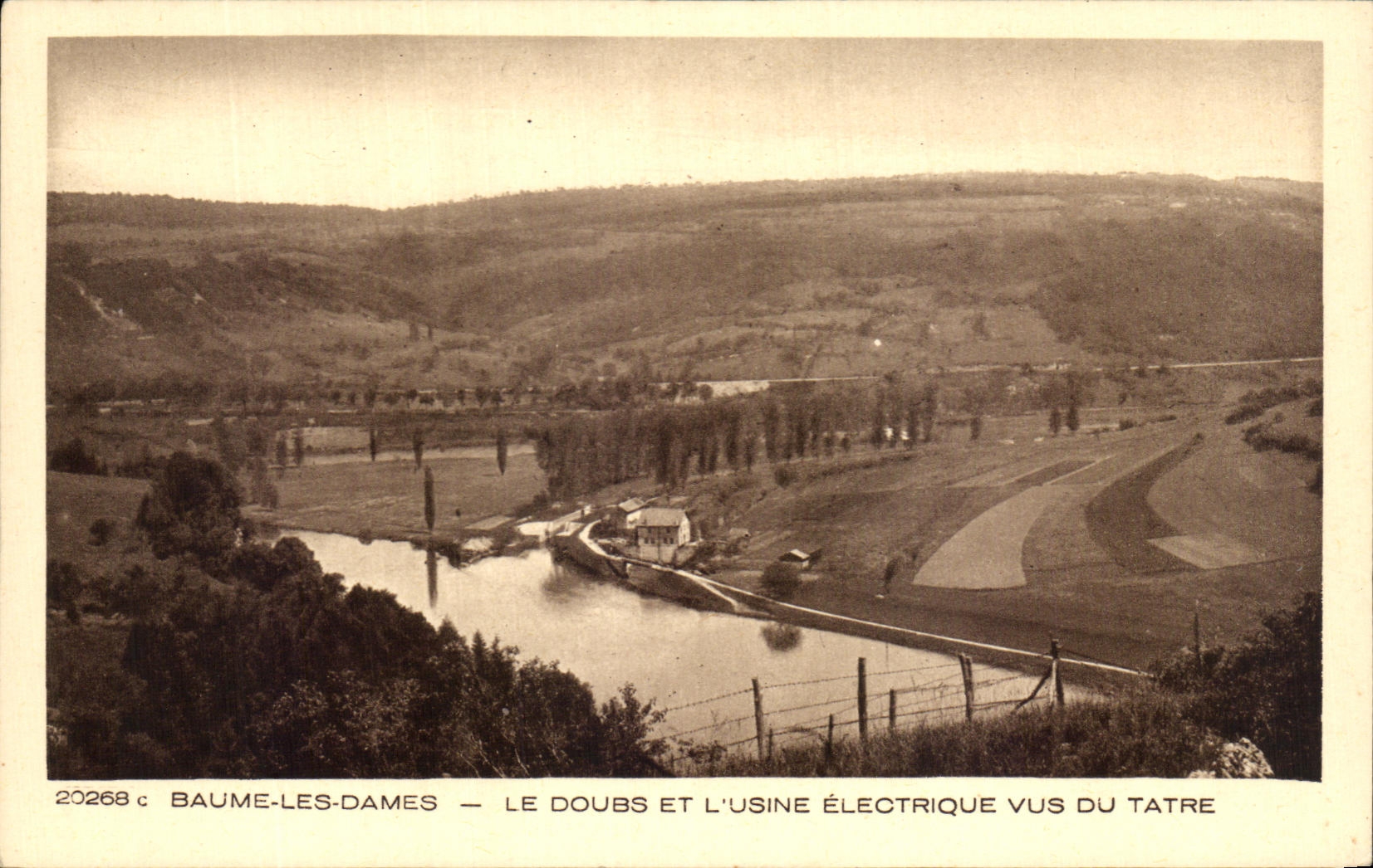 CPA Baume les Dames Le Doubs Et l'Usine Electrique Vus Du Tatre 