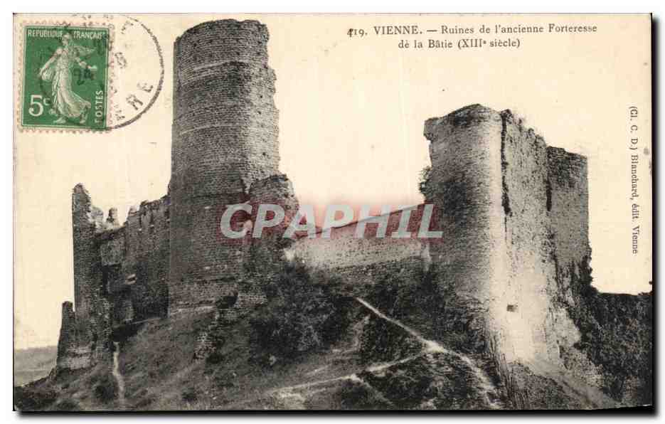 CPA Vienne Ruines de l'ancienne Forteresse de la Batie