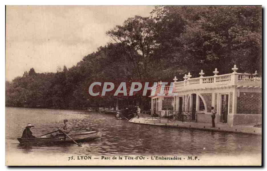 LYON — Parc de la Tête-d'Or — L'Embarcadère — M.F.