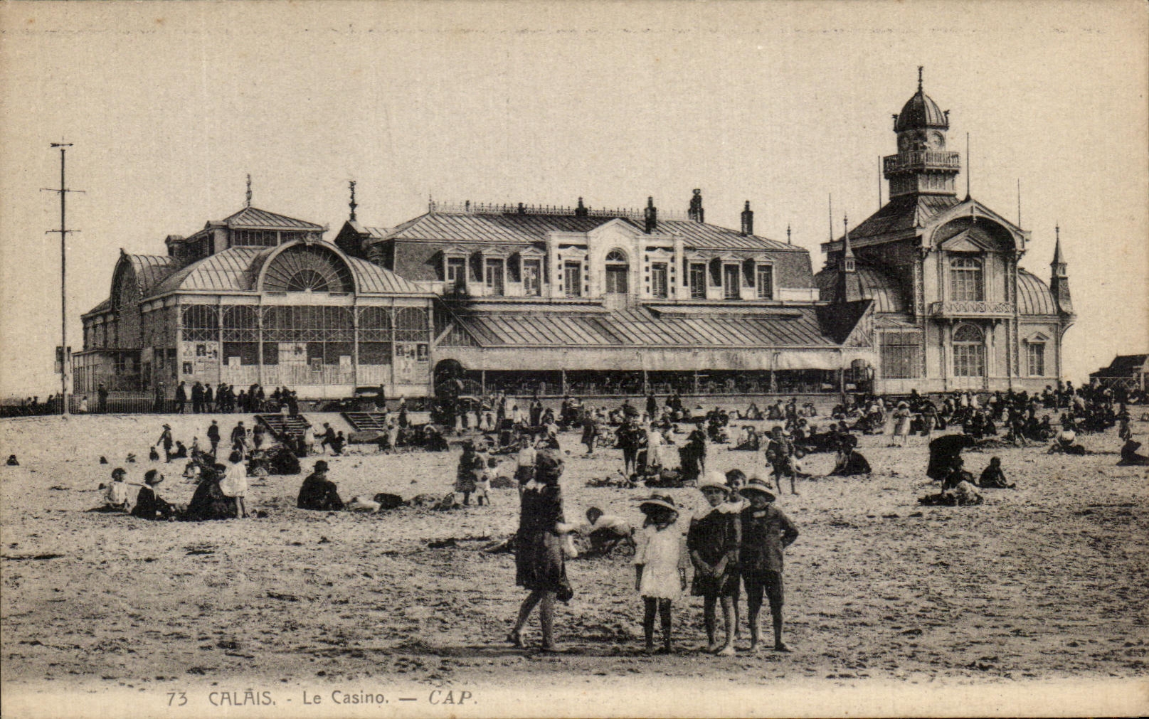 CPA Calais Le Casino Enfants