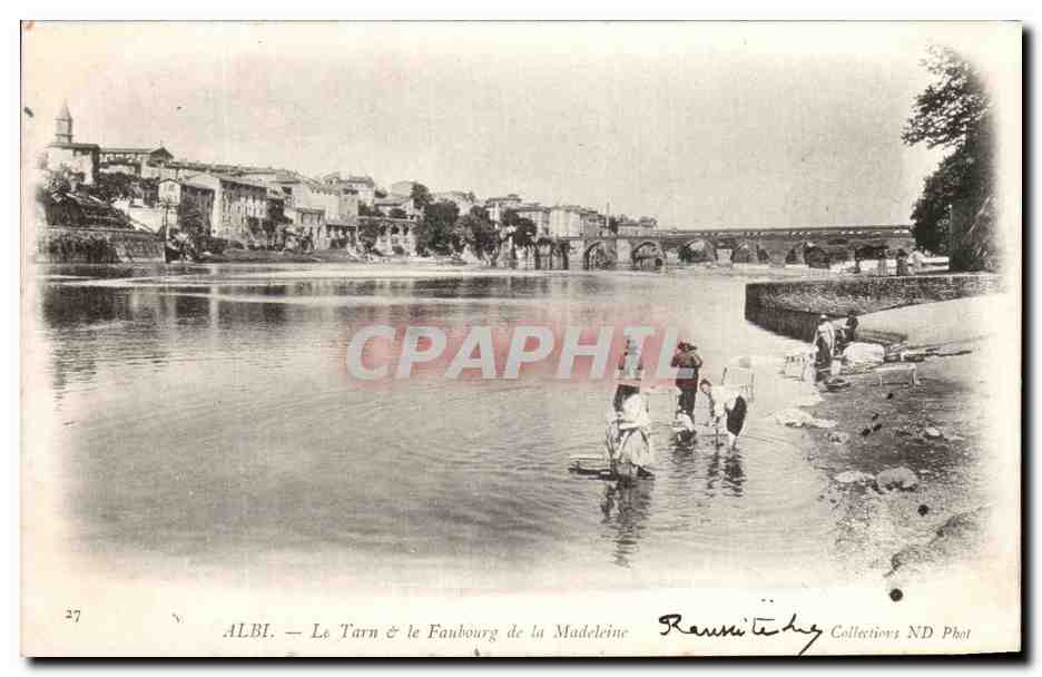 CPA Albi Le Tarn et le Faubourg de la Madeleine Lavandieres