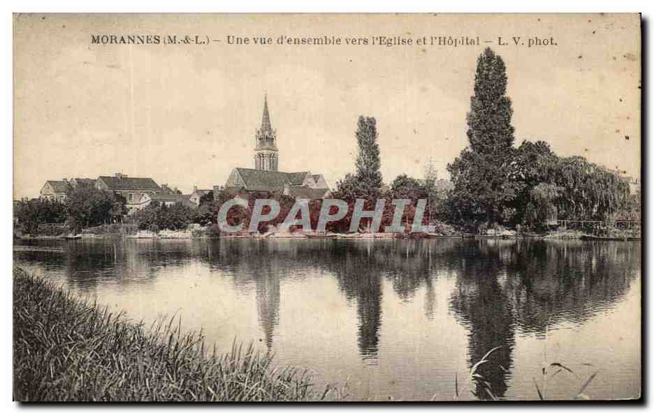 CPA Morannes Une vue d'ensemble vers l'Eglise et l'Hopital