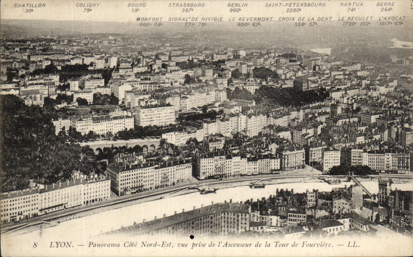 CPA Lyon Panorama Cote Nord Est vue Prise de l'Ascenseur de la Tour de Fourviere