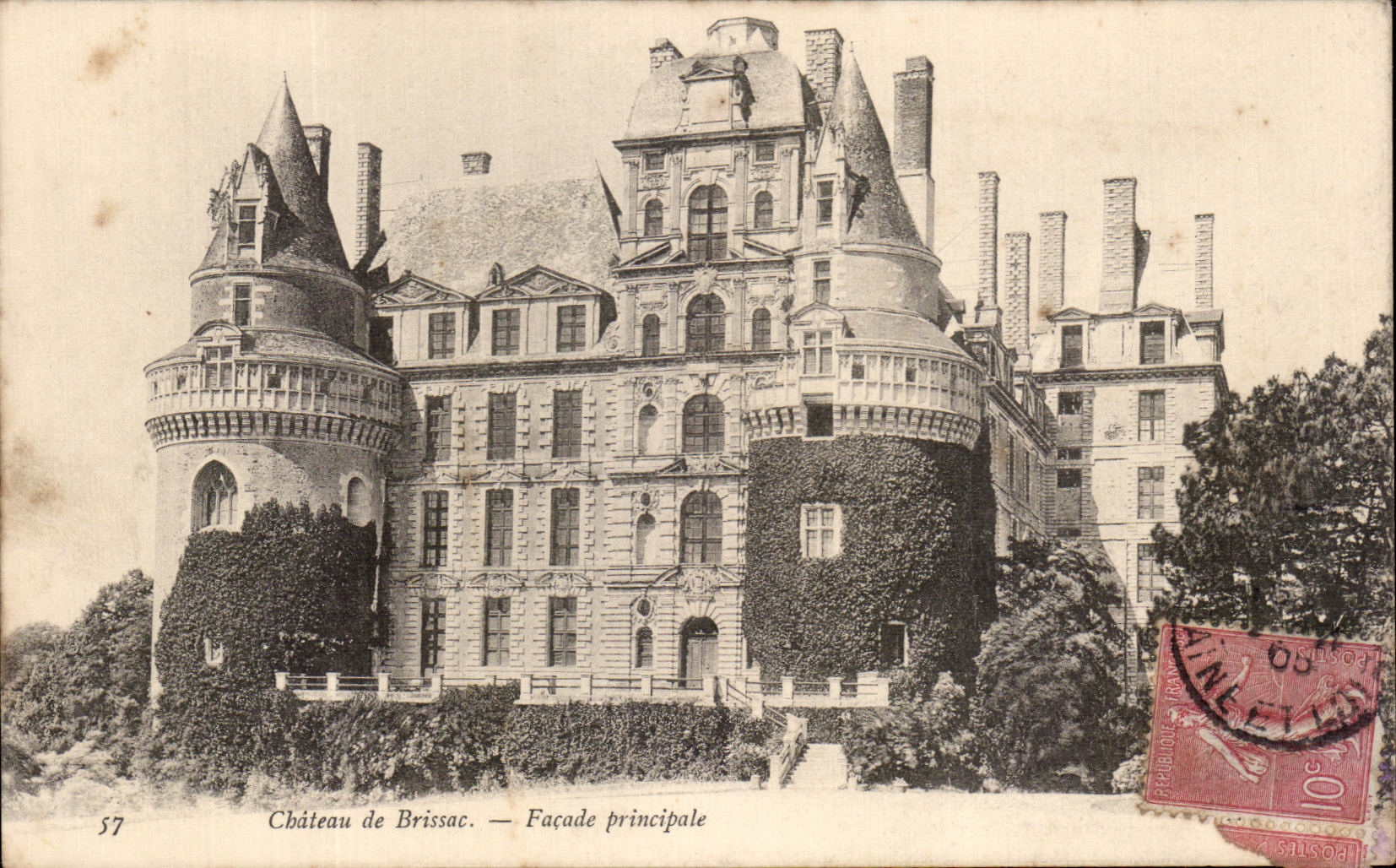 CPA Chateau de Brissac Facade Principale