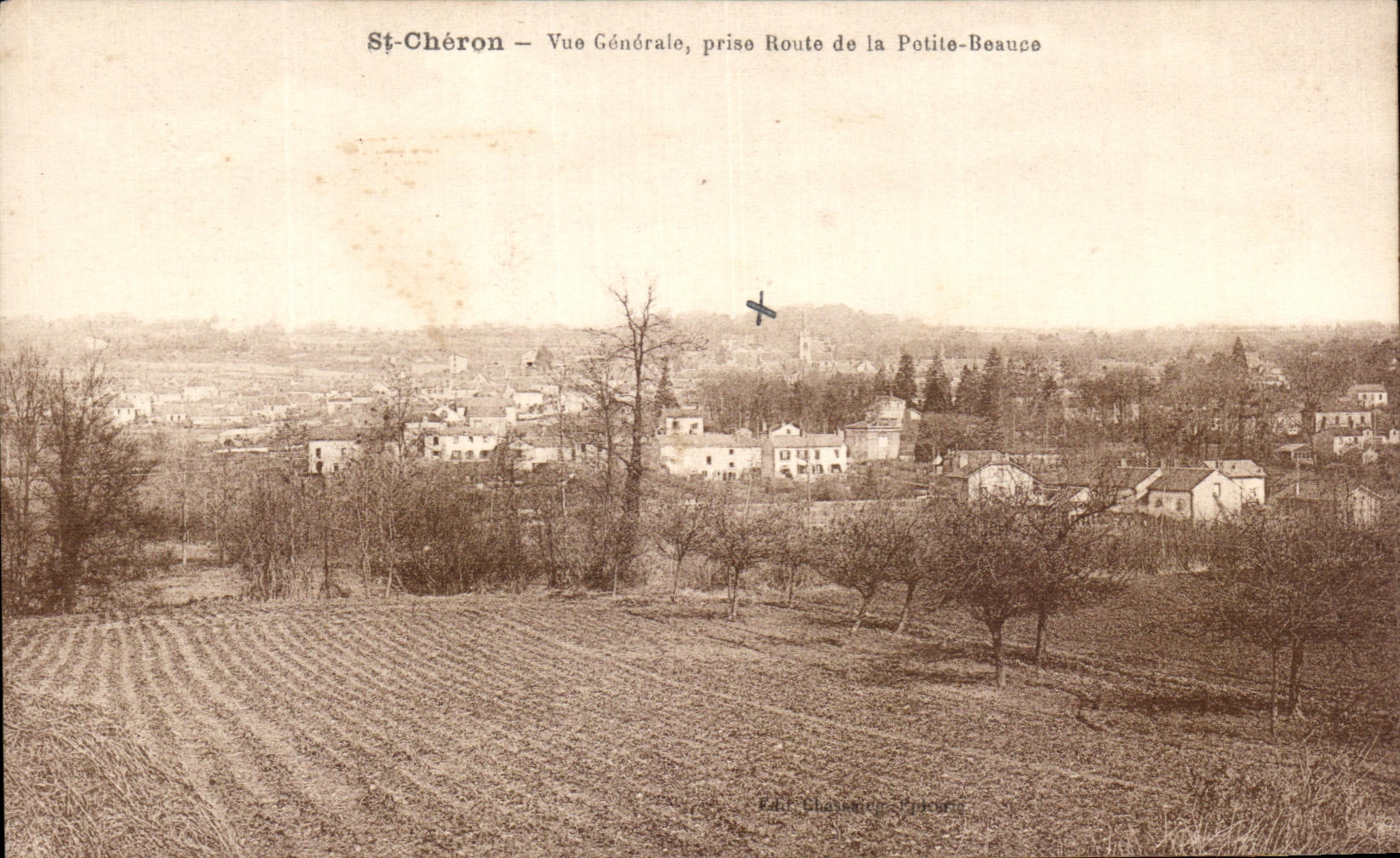 CPA Saint Cheron Vue Generale Prise Route de la Petite Beauce
