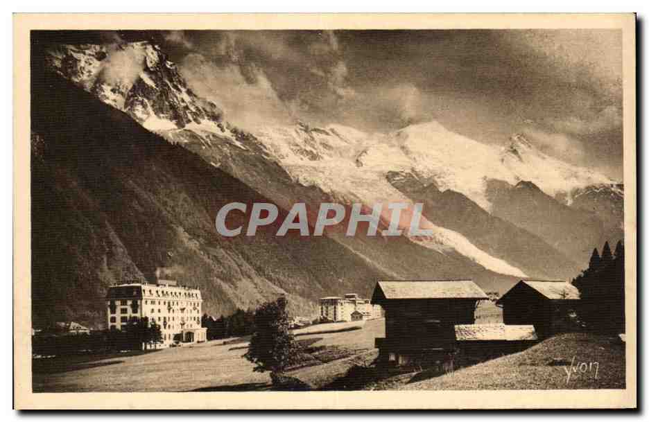CPA Chamonix Mont Blanc La Massif du Mont Blanc
