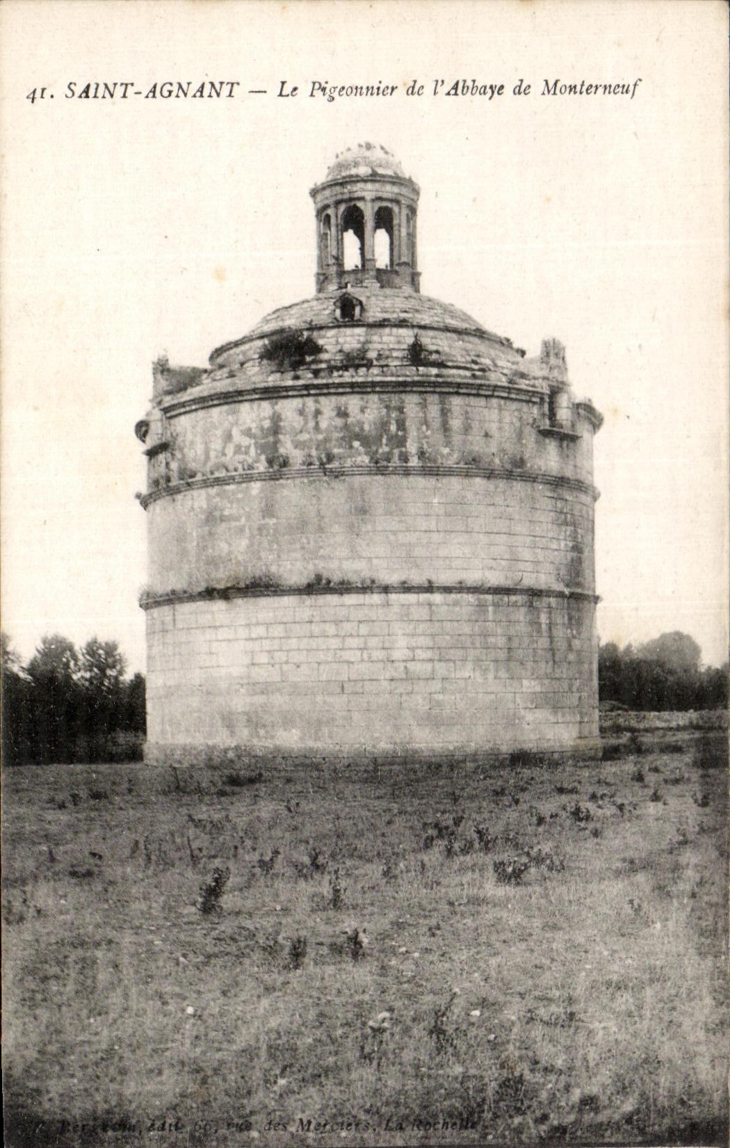 CPA Saint Agnant Le Pigeonnier de l'Abbaye de Monterneuf