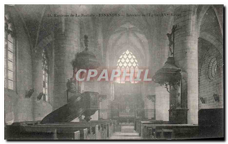 CPA Environs de La Rochelle Esnandes Interieur de l'Eglise