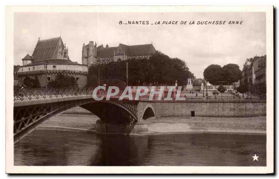 CPA Nantes La Place De La Duchesse Anne
