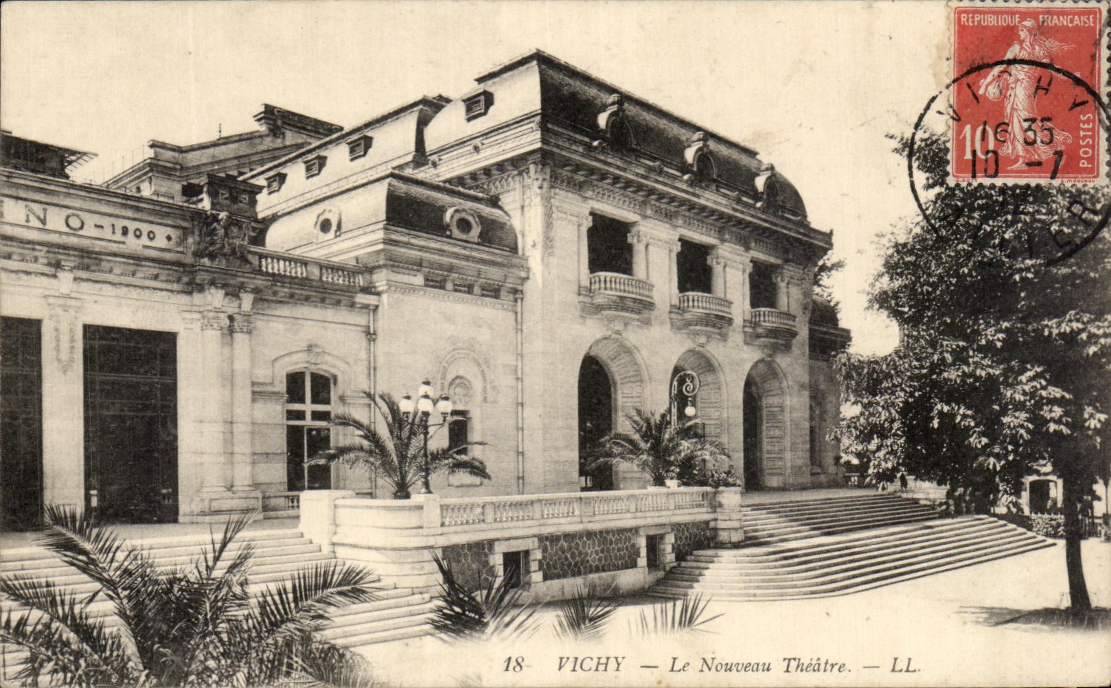 CPA Vichy Le Nouveau Theatre 