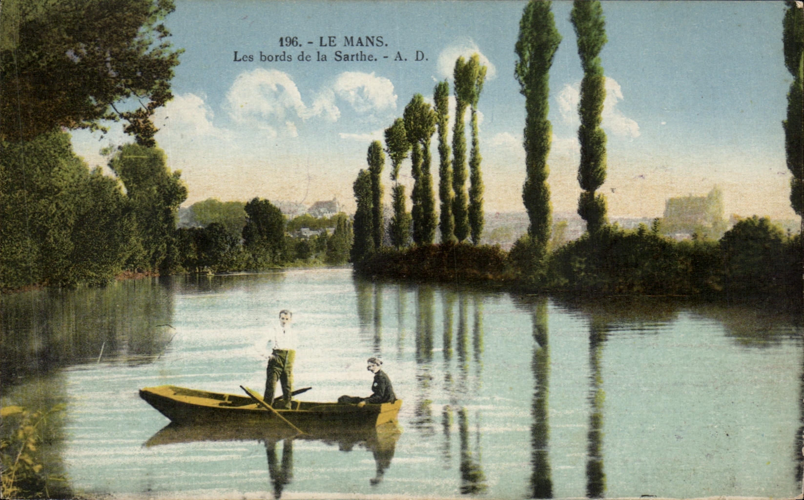 CPA Le Mans Les bords de la Sarthe Barque