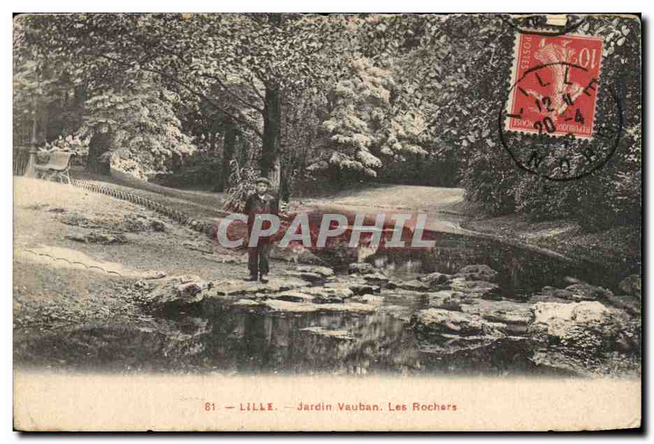 CPA Lille Jardin Vauban Les Rochers 