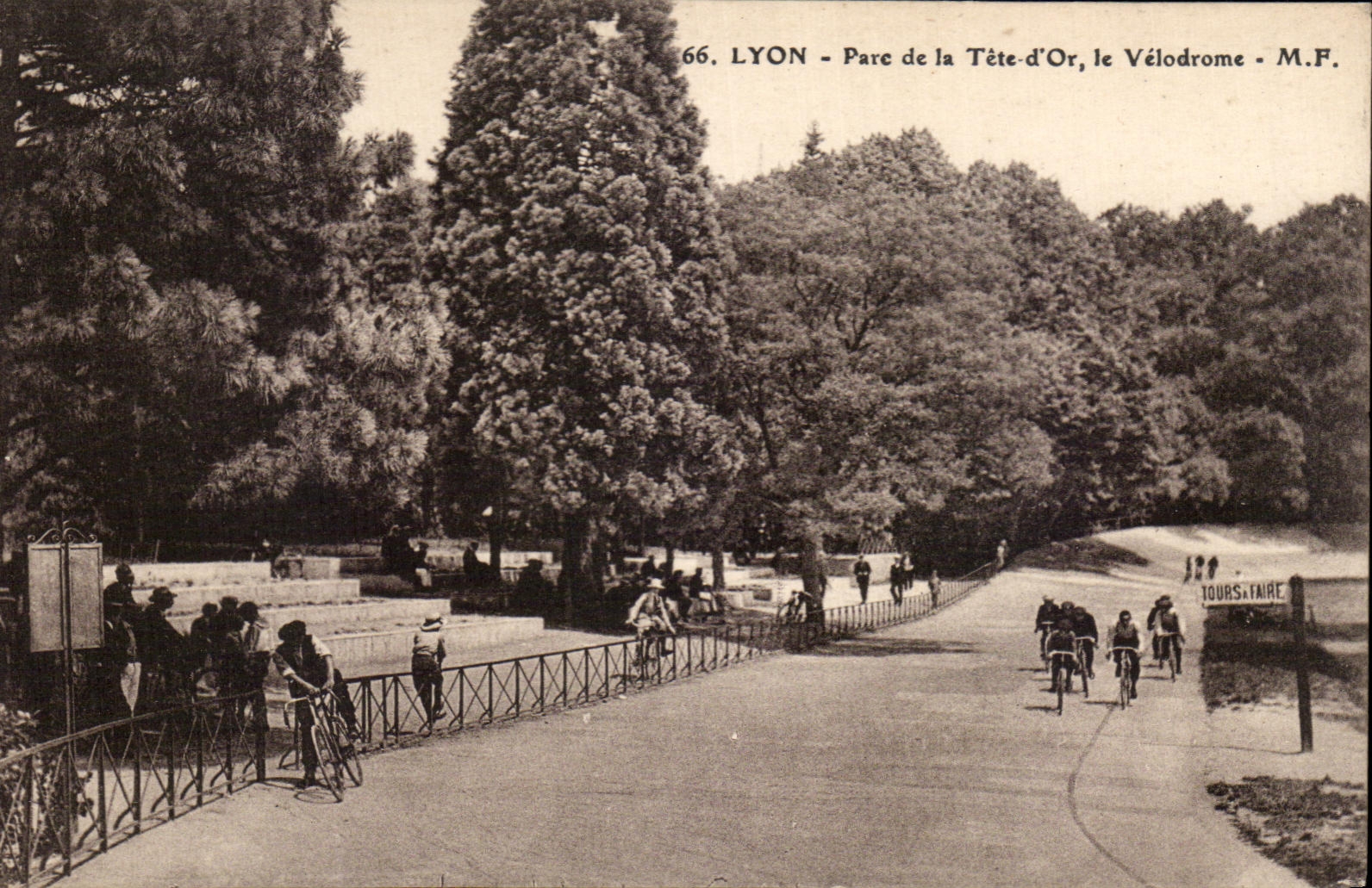 LYON - Parc de la Tête-d'Or, le Vélodrome - M.F. - n°66