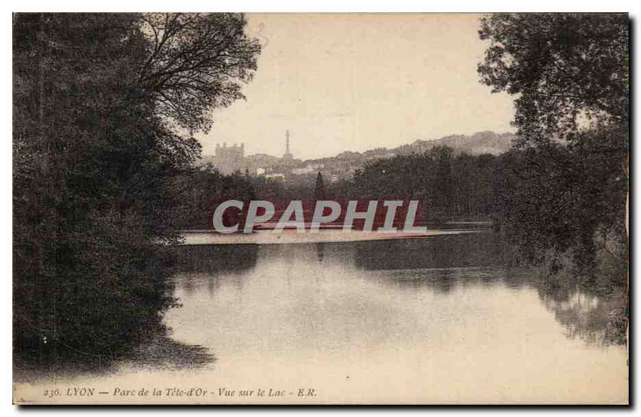 LYON — Parc de la Tête-d'Or — Vue sur le Lac — E.R.