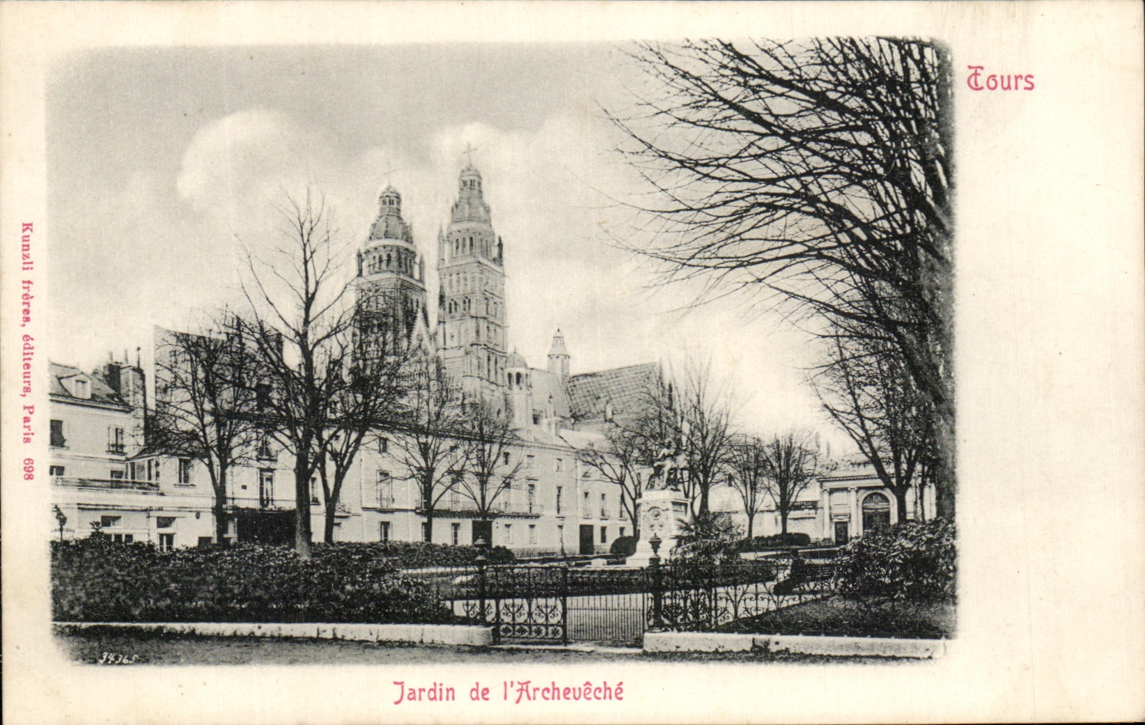 CPA Tours Jardin de L'Archeueche 