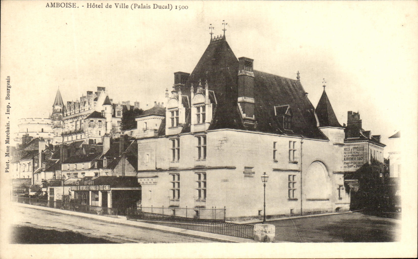 CPA Amboise Hotel de Ville 