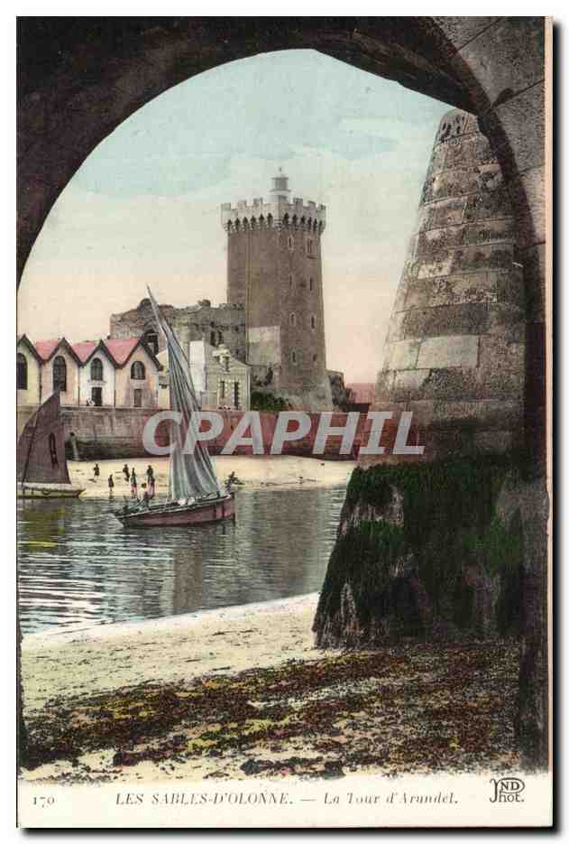 CPA Les Sables d'Olonne La Tour d'Arundel Bateau