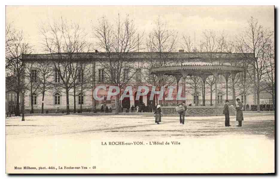 CPA La Roche Sur Yon L'Hotel de Ville 