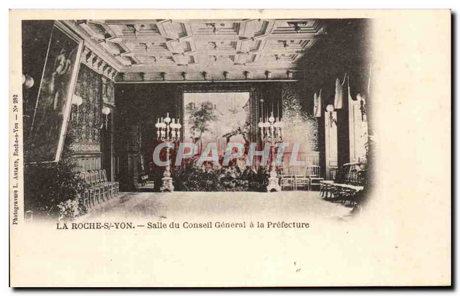 La Roche-sur-Yon — Salle du Conseil Général à la Préfecture — Photographe L. Amann, N° 382