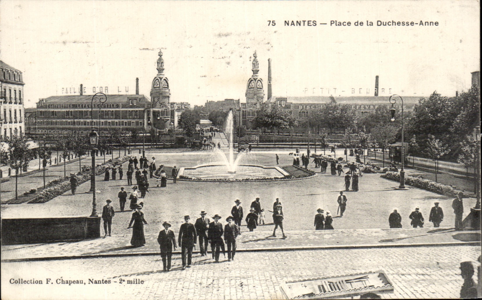 CPA Nantes Place de la Duchesse Anne Paille d'Or Lu