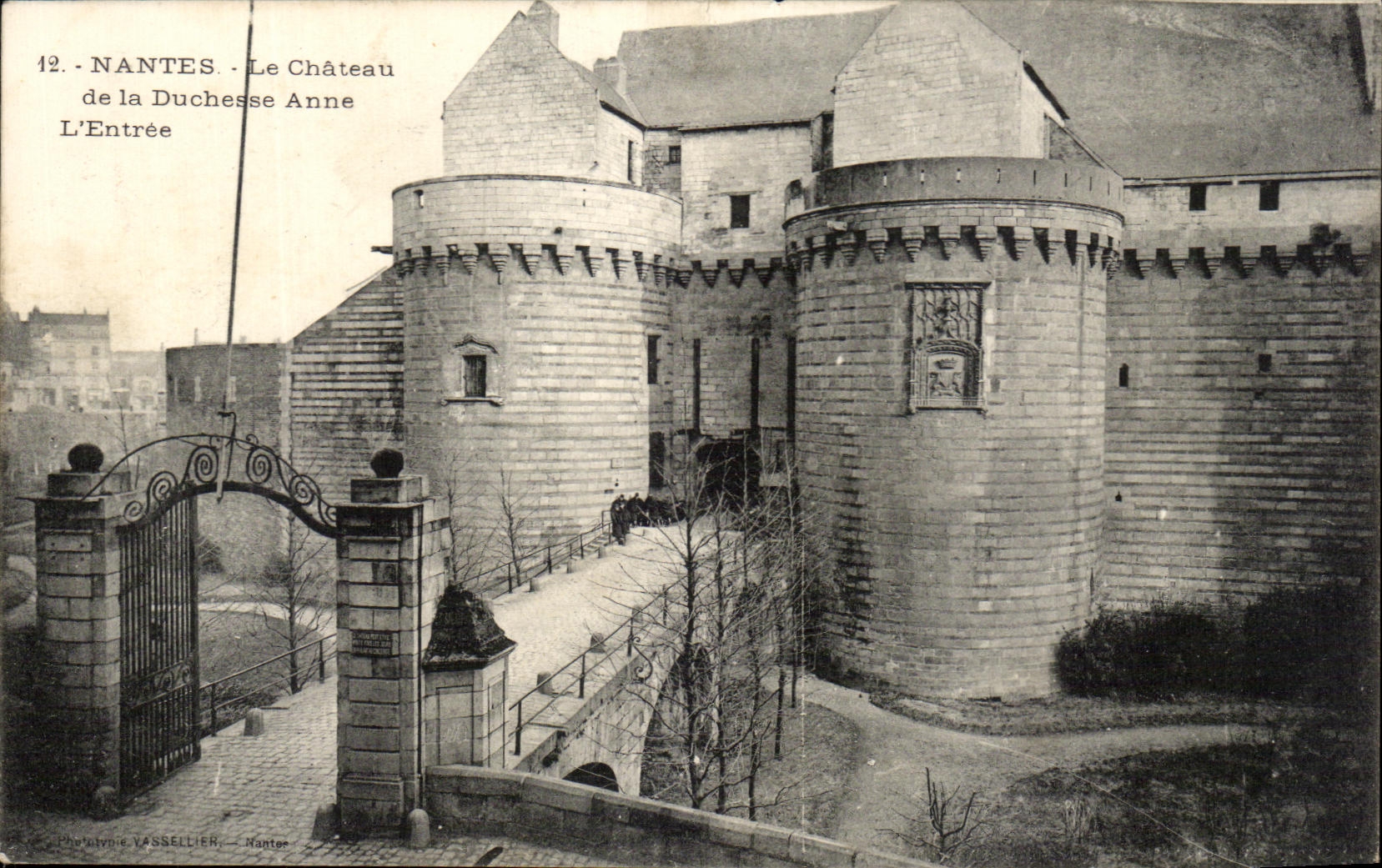 CPA Nantes Le Chateau de la Duchesse Anne l'Entree