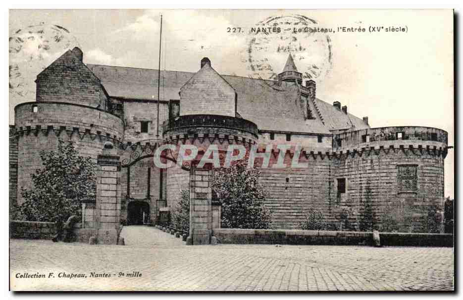CPA Nantes Le Chateau L'Entree