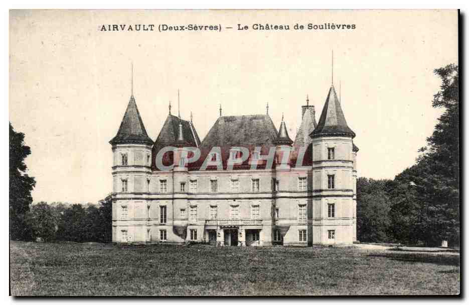 CPA Airvault Le Chateau de Soulievres