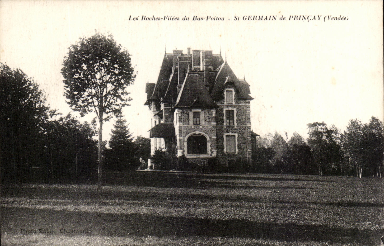 Les Roches-Filées du Bas-Poitou - St GERMAIN de PRINÇAY (Vendée) — Photo Robin Chanteunney