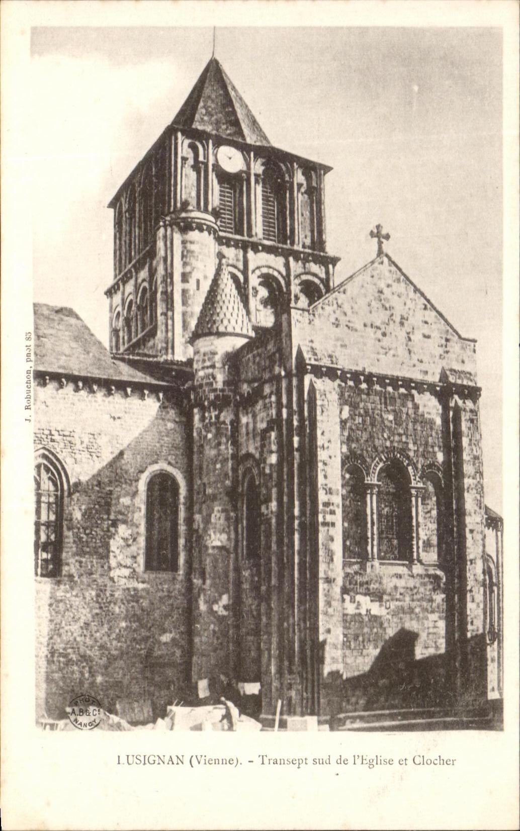 CPA Lusignan Transept Sud de l'Eglise et Clocher 