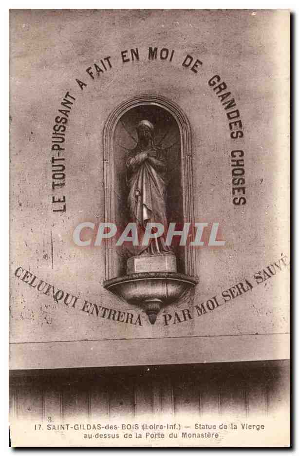 CPA Saint Gildas des Bois Statue de la Vierge Nantes au dessus de la porte du monastere