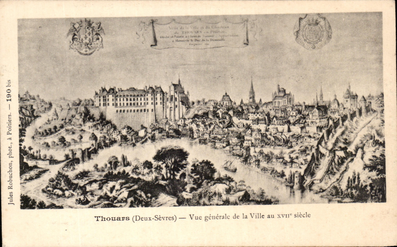 CPA Thouars Vue generale de la Ville au 17eme