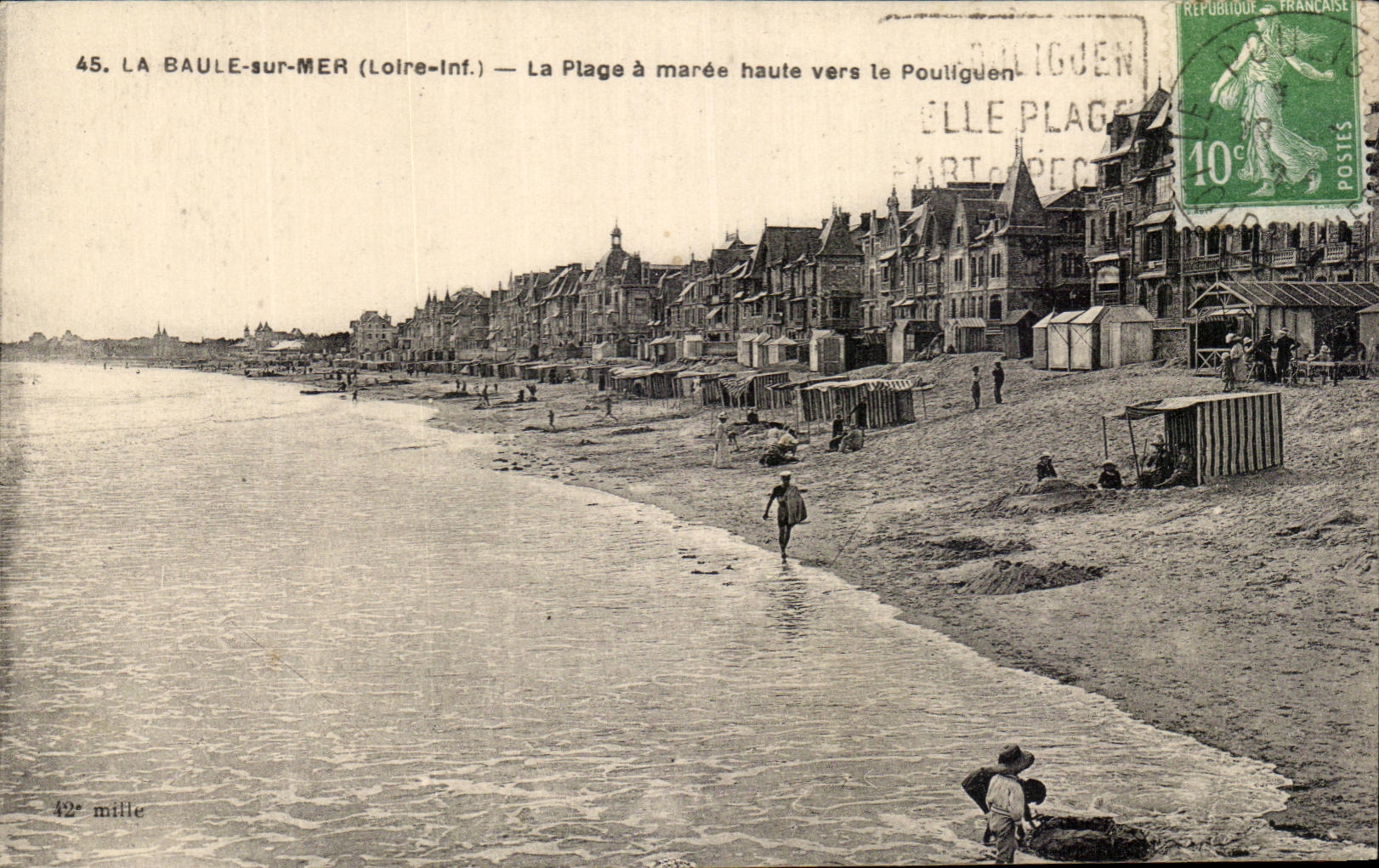 CPA La Baule sur Mer La Plage a maree haute vers le Pouliguen