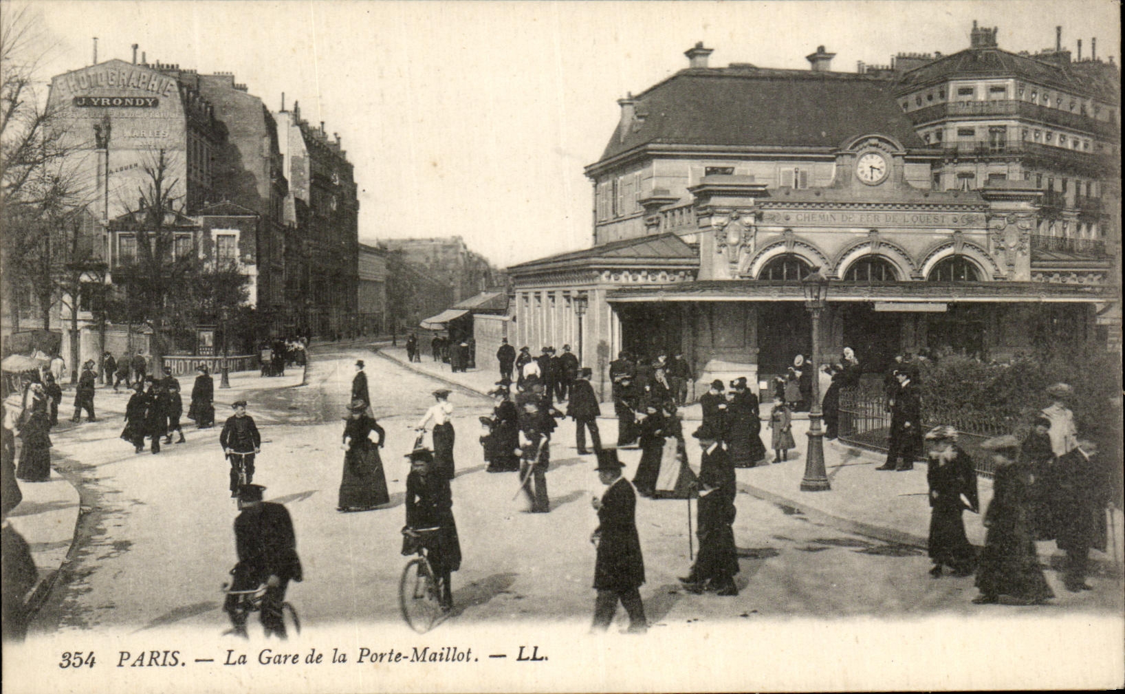 Paris — La Gare de la Porte-Maillot — LL. — n° 354