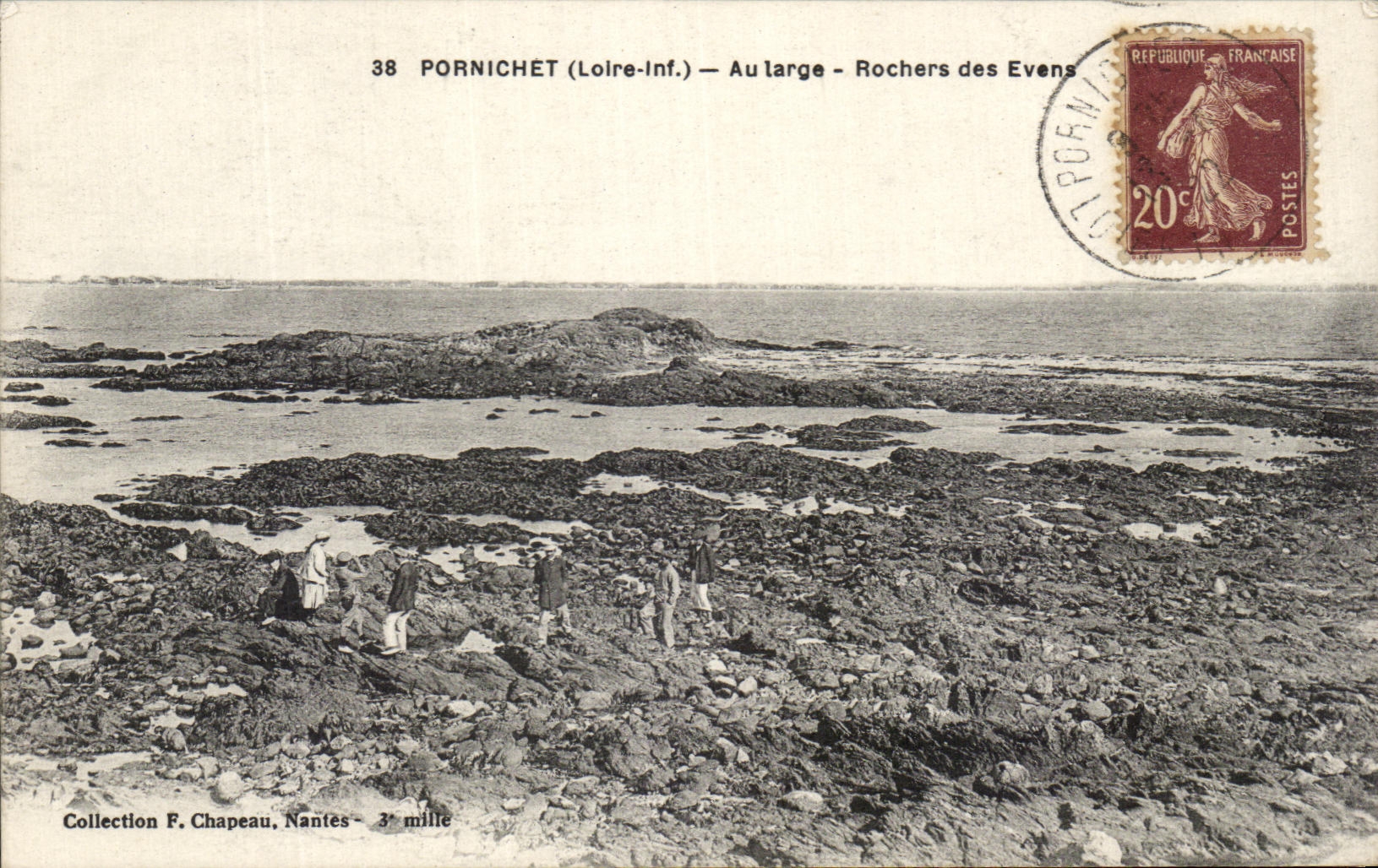 CPA Pornichet Au large Rochers des Evens