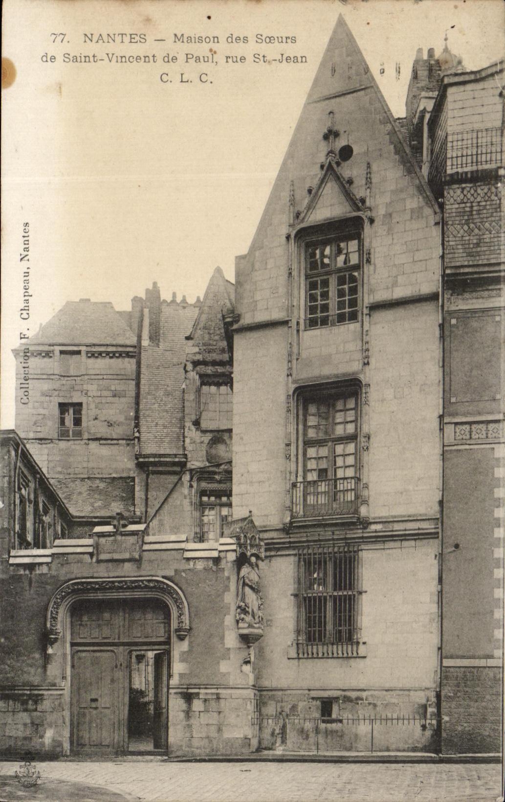 CPA Nantes Maison des Soeurs de Saint Vincent de Paul rue St Jean 