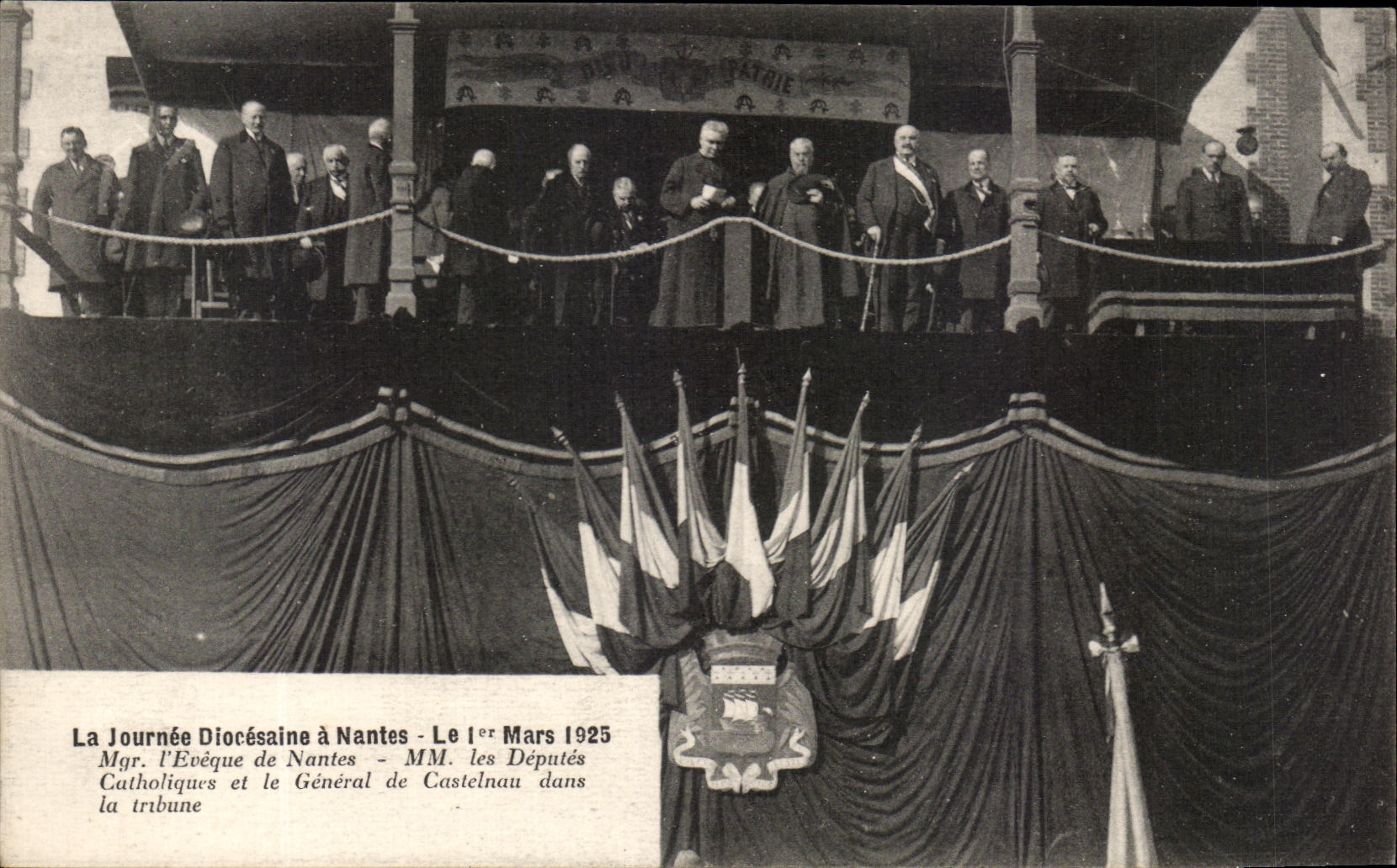 La Journée Diocésaine à Nantes — Le 1er Mars 1925 — Mgr. l'Évêque de Nantes et MM. les Députés Catholiques dans la tribune
