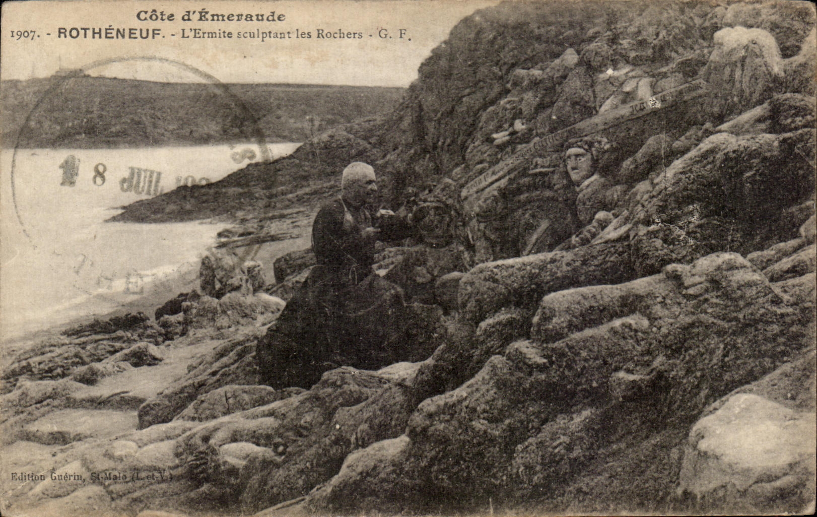 Côte d'Émeraude - L'Ermité sculptant les Rochers - G.F. - Édition Guérin, St-Maix (Loire-Atlantique)