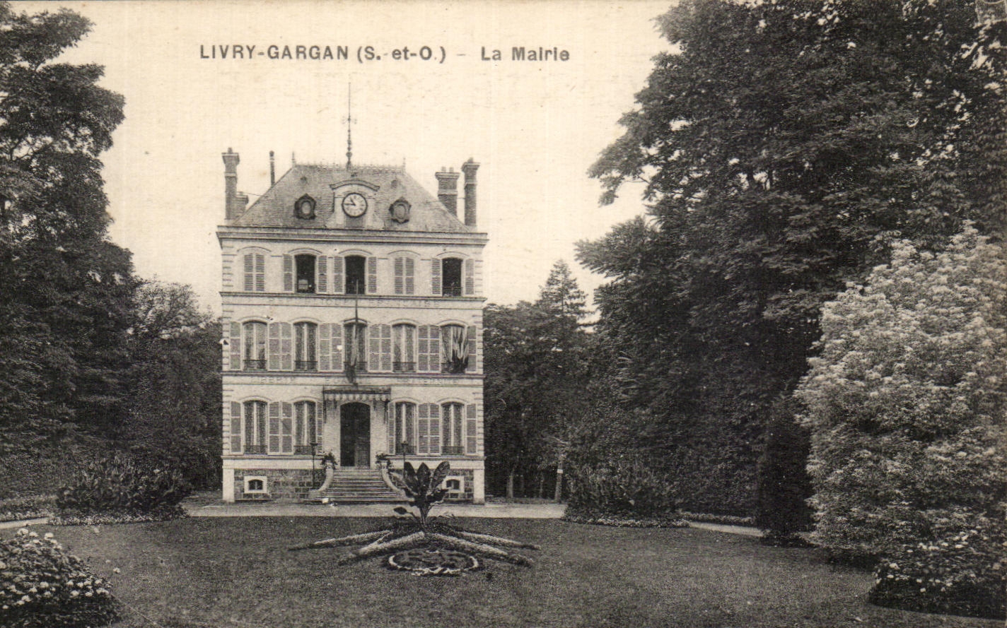 CPA Livry Gargan La Mairie