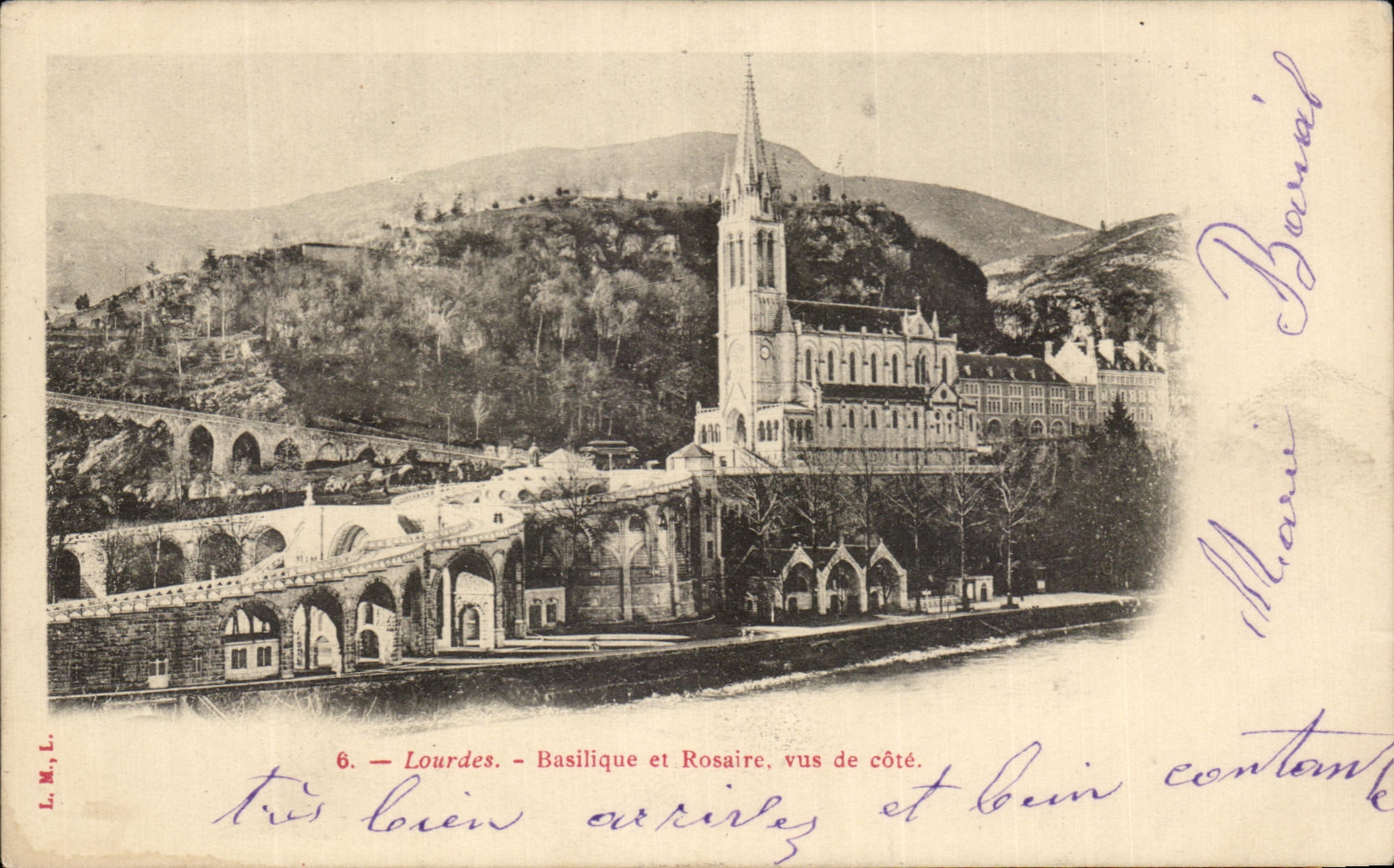 CPA Lourdes Basilique et Rosaire Vus de Cote